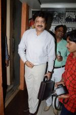 Udit narayan at the Recording song of movie My Name is Suman negi in Empire Studio on 19th Aug 2013 (5).JPG
